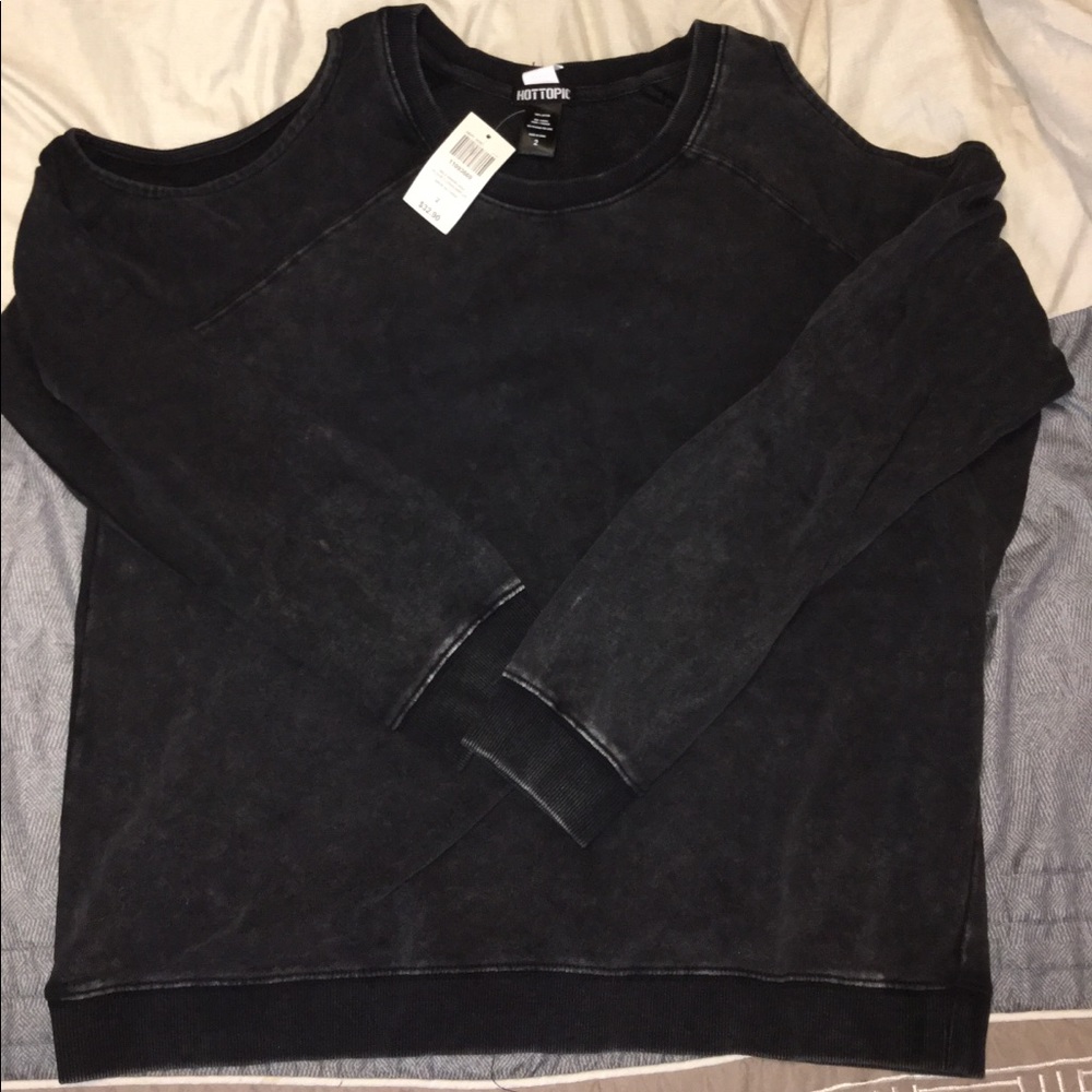 Cold shoulder sweater Hot Topic
